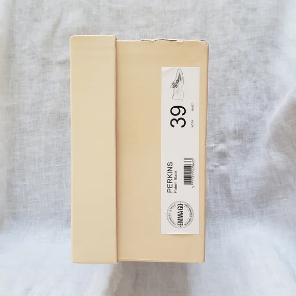 Patent leather Perkins by Emma Go - Picture 7 of 12